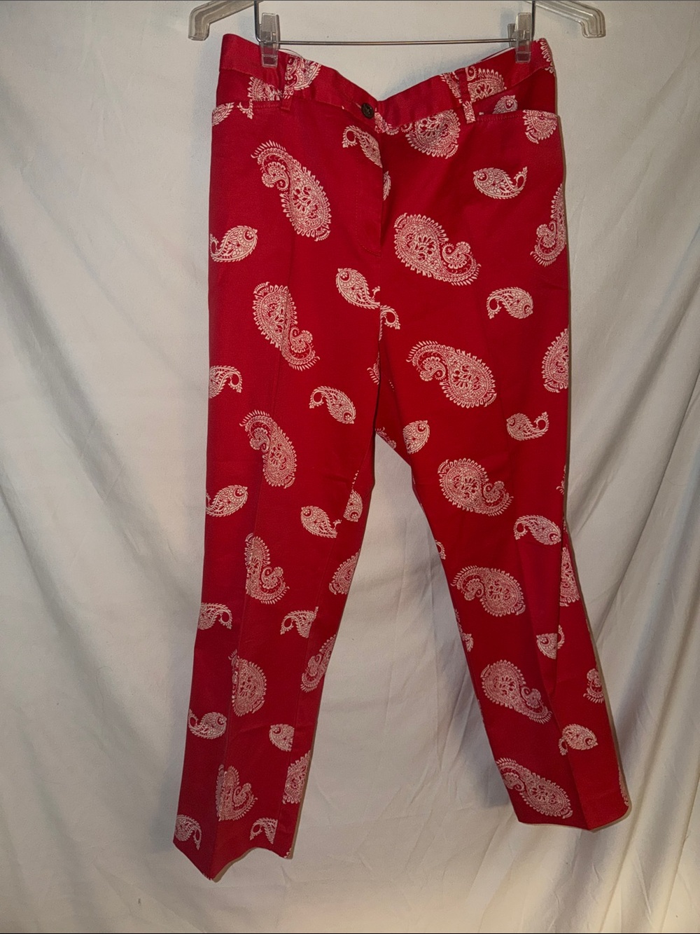 Lands' End Red Paisley Capris